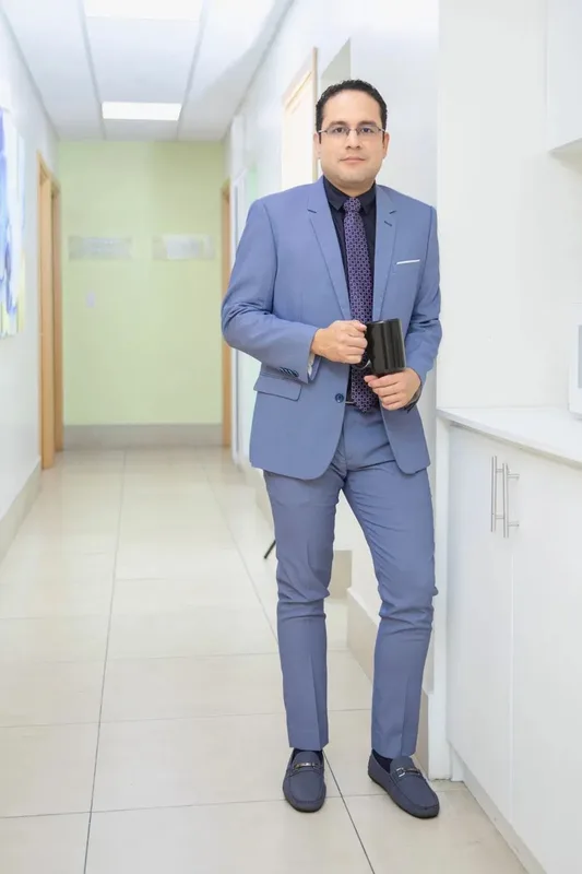 Foto de Dr. Humberto Juárez